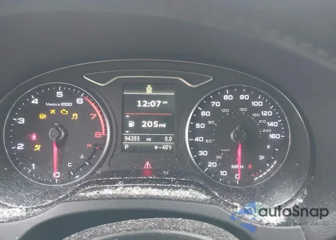 2015 Audi A3 2.0T Premium z USA, uszkodzony, nr VIN WAUBFGFF5F1128651